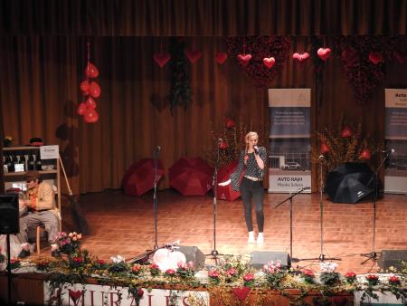 12. tradicionalni glasbeno-humoristični Valentinov koncert 82